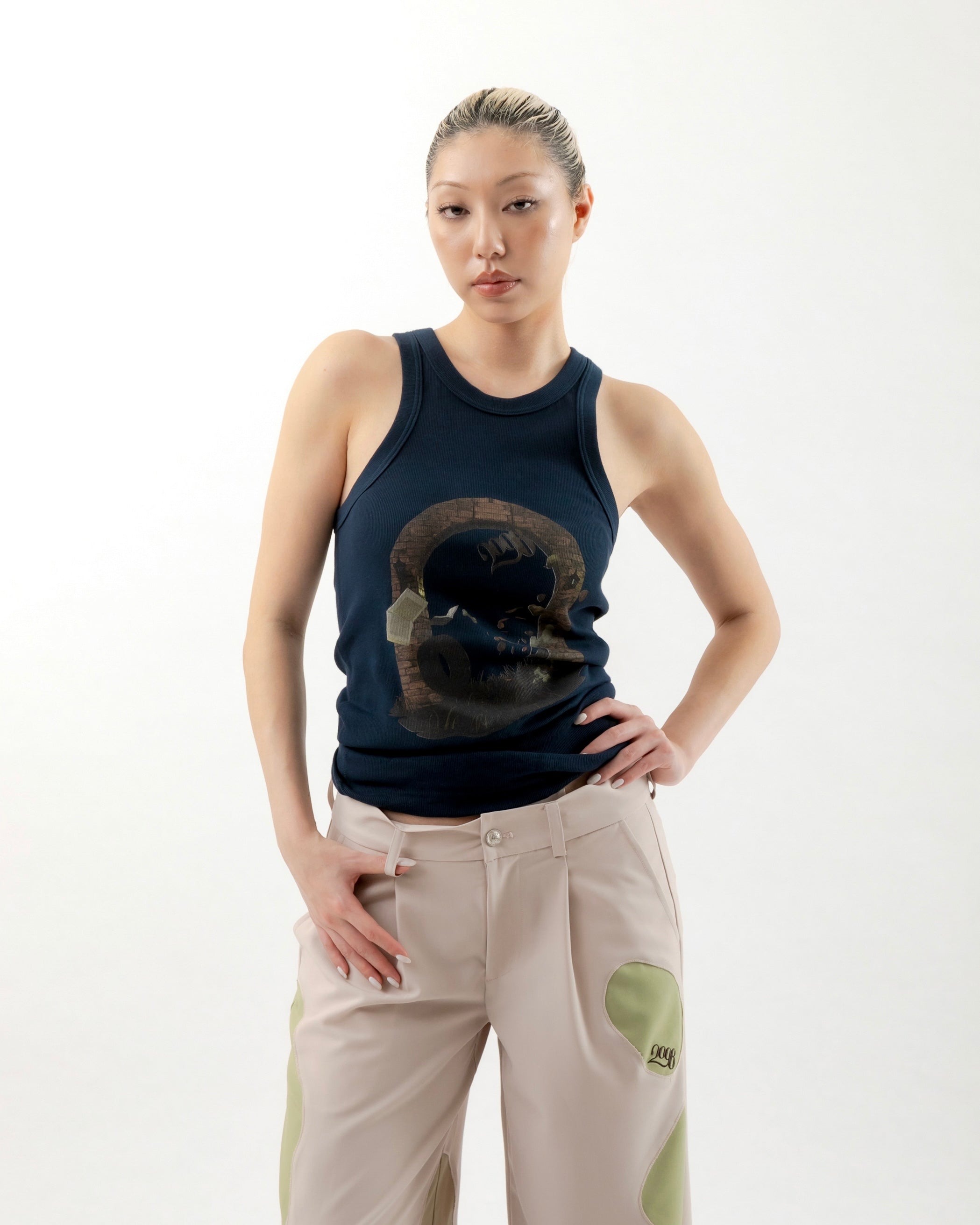 NAVY GRAPHIC TANK TOP | 2098 Official